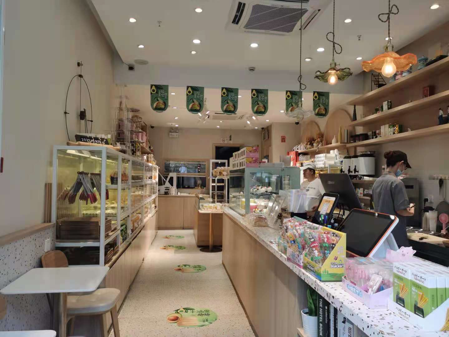 浦东恒越广场烘焙店整体转让，急转